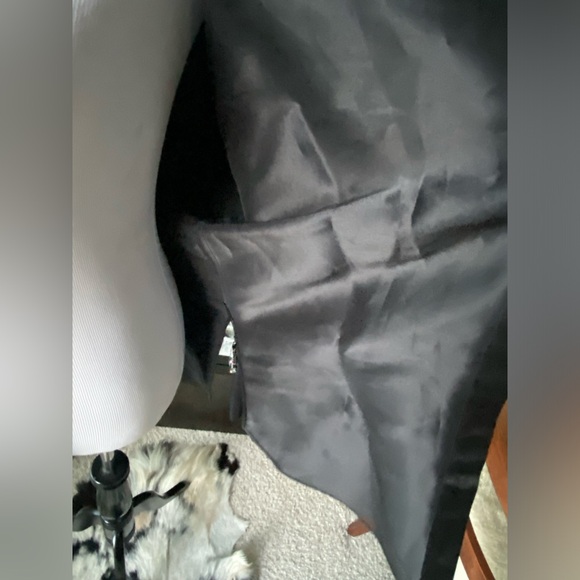 ✨ Chic Black Silk Thomas Wylde Coat with Crystal Detailing ✨ - Picture 6 of 9